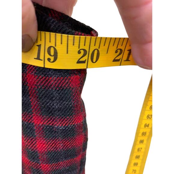 Womens Eddie Bauer 100% Wool Red Black Plaid Vest Size S Dark Academia - Picture 5 of 6